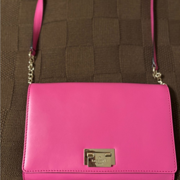 Kate Spade Vibrant Pink Crossbody Bag - Picture 1 of 5